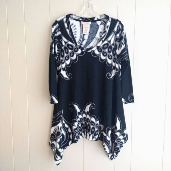 Philosophy Tops - Philosophy Women's Black White Floral Print 3/4 Sleeves Tunic Shirt Size Medium